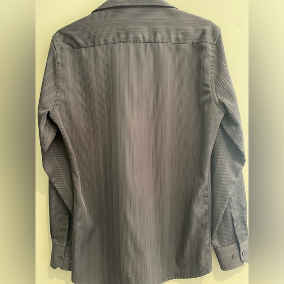 ✨Le Chateau Dress shirt 🎁 - Size M - Picture 5 of 5